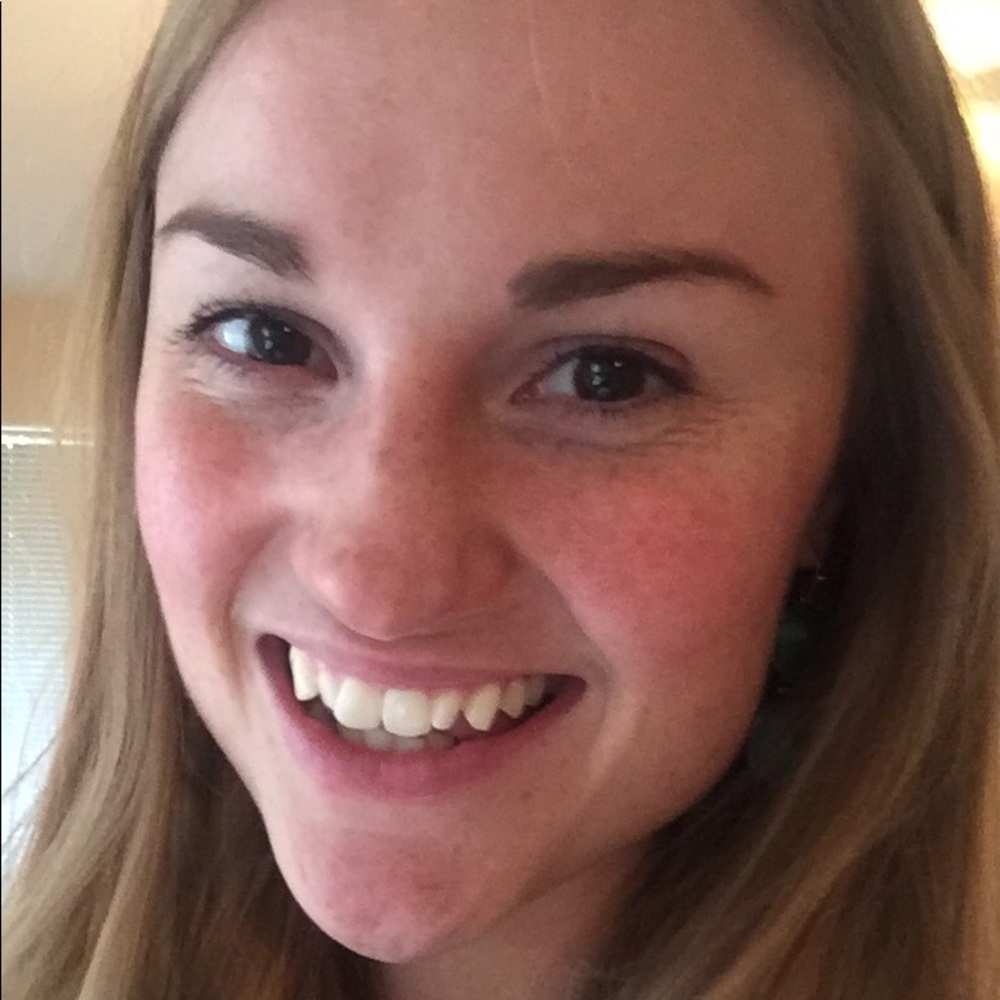 Meet your Posher, Jennifer